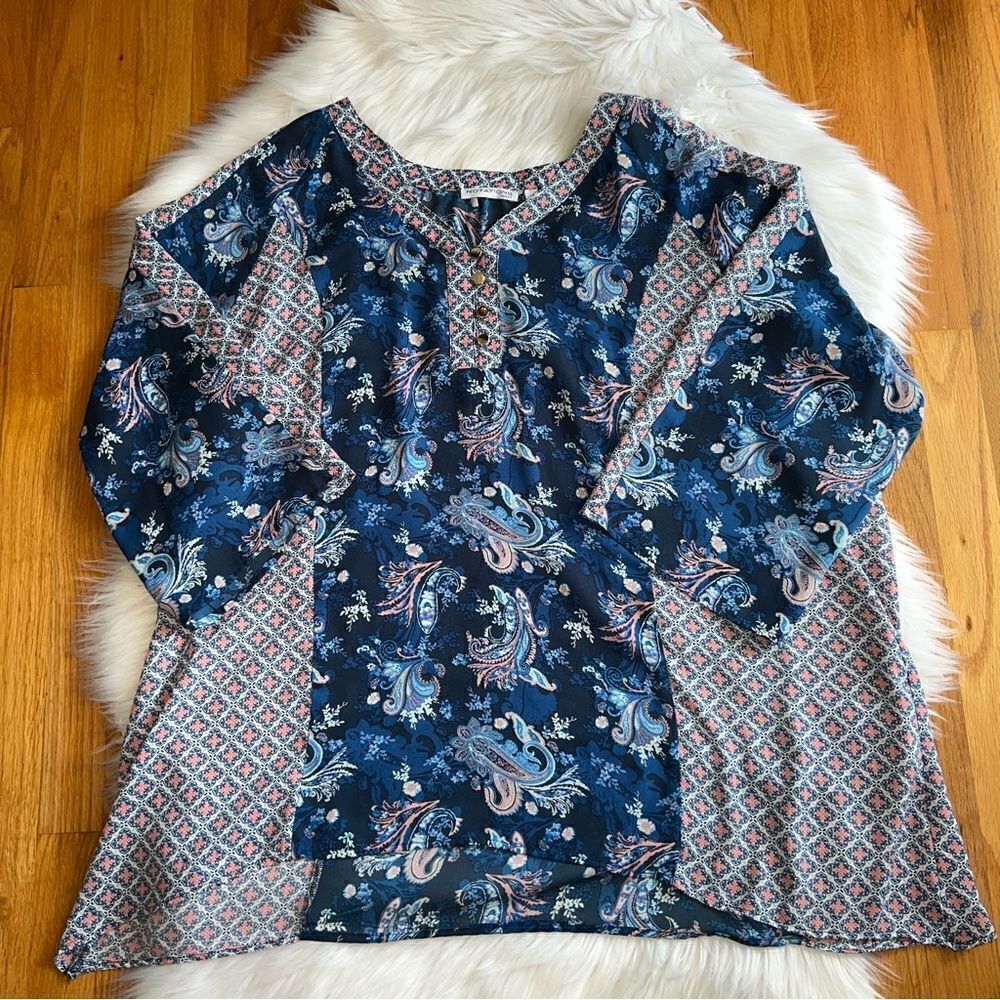 Women’s Notations Woman Sheer Blue Top Size 3X